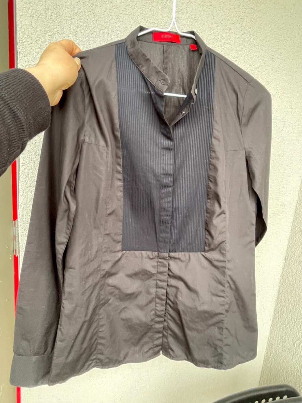 HUGO Boss 100% cotton Black Pleated Bib Shirt Blouse Size US 6 or XS or S - Picture 7 of 10